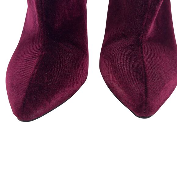Old Navy Pointed Toe Sexy Chic Wine Red Velvet Heeled Booties Women's Size 7 - Picture 3 of 9